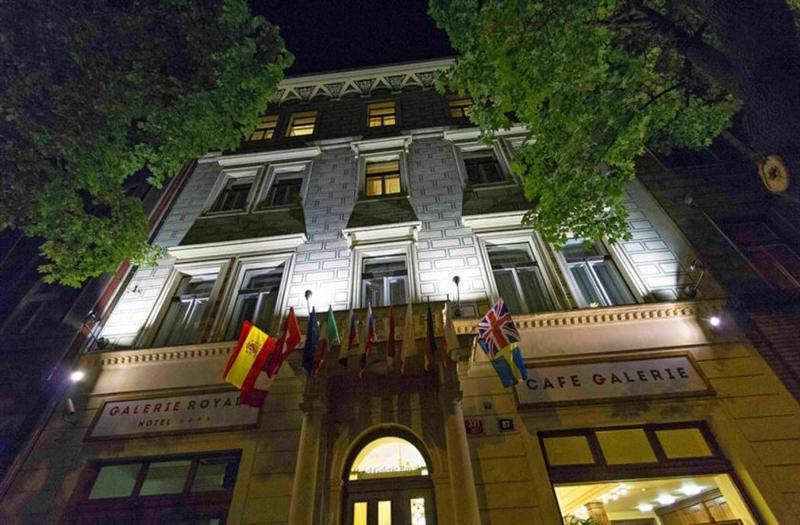 Galerie Royale Hotel Praha Bagian luar foto